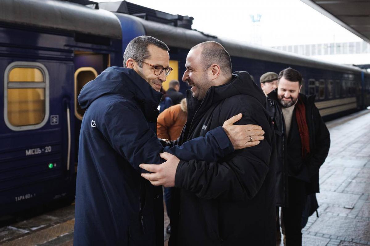 До Києва прибули радники з питань нацбезпеки низки країн: що обговорять (фото) До Києва прибули радники з питань нацбезпеки низки країн: що обговорять (фото)