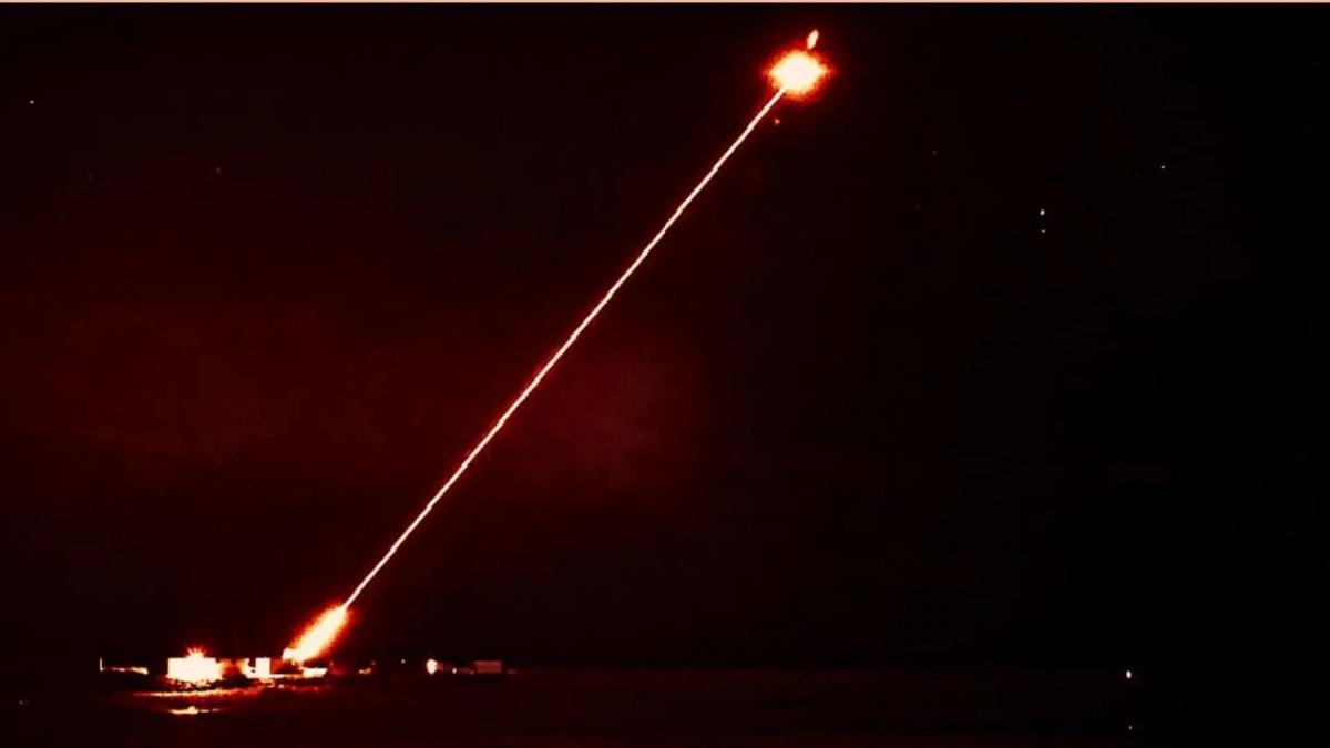 Попадет в монетку за километры: в Германии разрабатывают корабельное лазерное оружие Попадет в монетку за километры: в Германии разрабатывают корабельное лазерное оружие