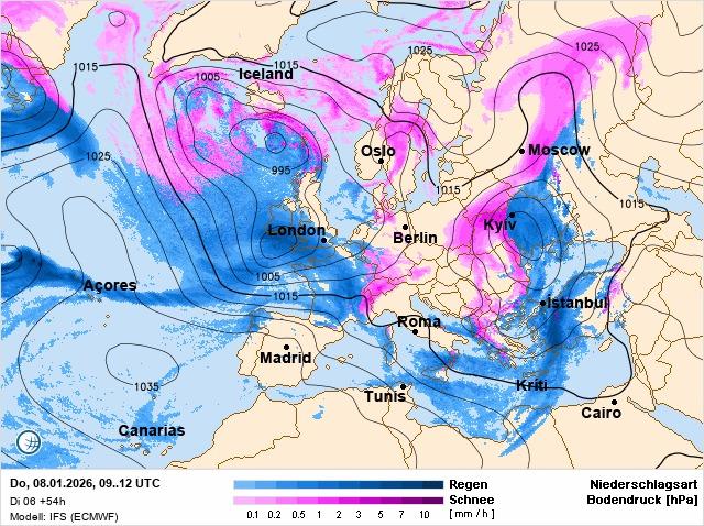 Циклон несет в Украину снег и ледяной дождь: синоптик прогнозирует мощный удар стихии