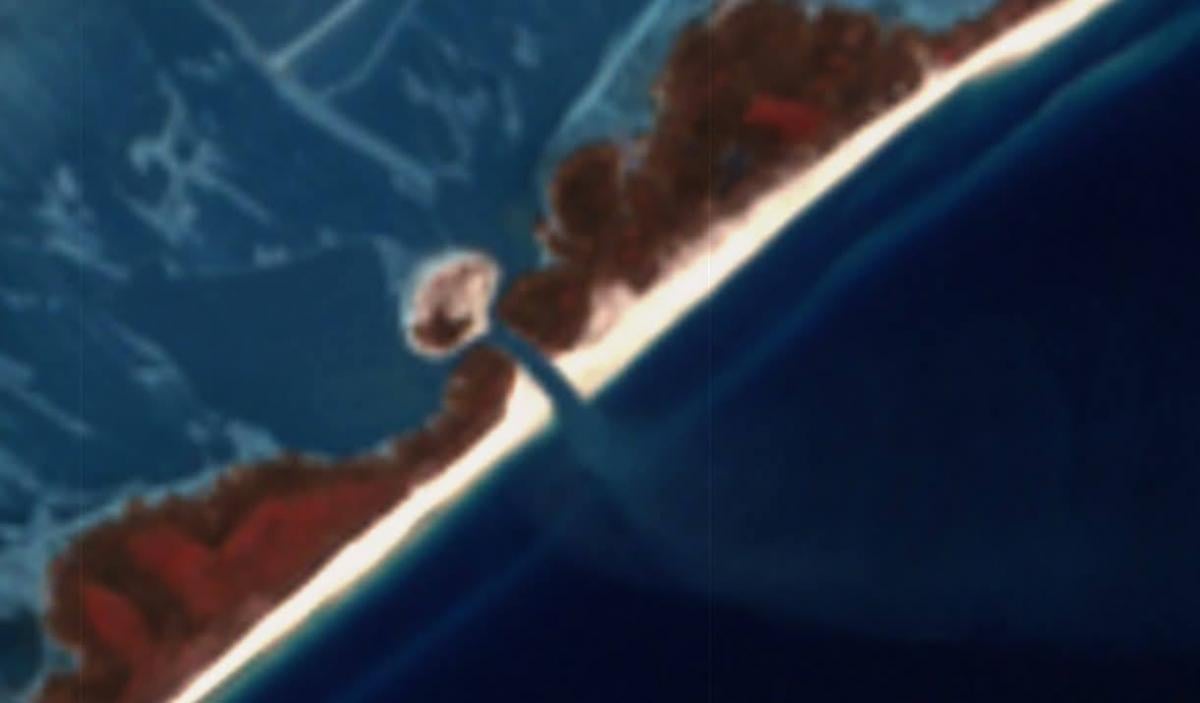 В Черном море горят 'Вышки Бойко': ученый объяснил, почему сейчас их невозможно потушить