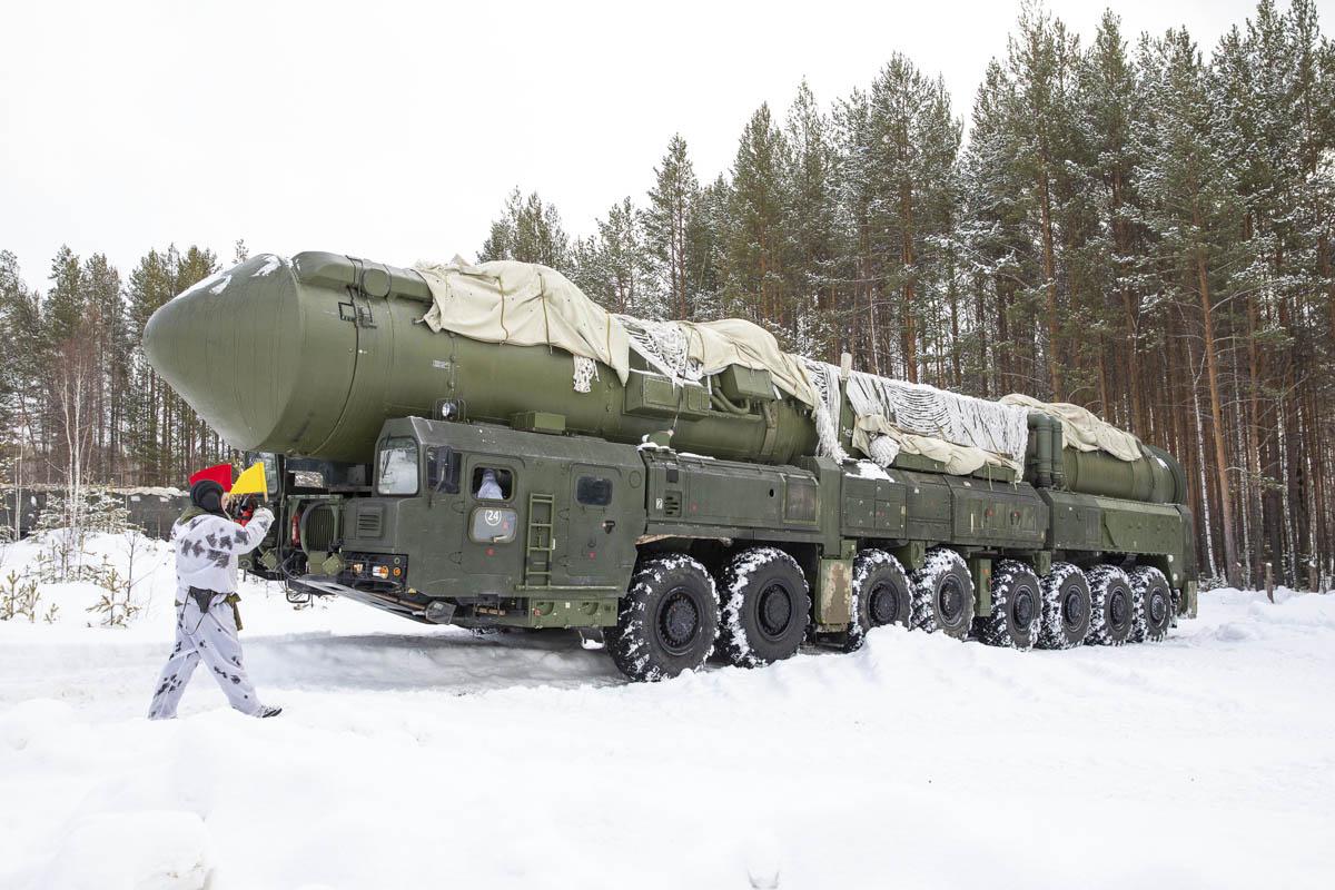 Чи здатен неядерний 'Орєшнік' взагалі щось зруйнувати: експерти оцінили його потужність Чи здатен неядерний 'Орєшнік' взагалі щось зруйнувати: експерти оцінили його потужність
