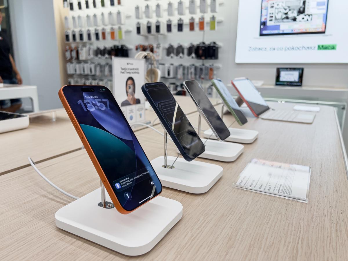 Apple вперше за 14 років очолила ринок смартфонів: які iPhone найпопулярніші