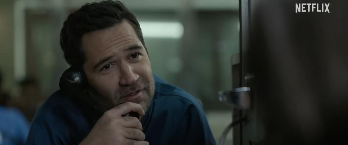 Вышел трейлер 4 сезона 'Линкольна для адвоката', в котором Микки Холлер сам попал за решетку