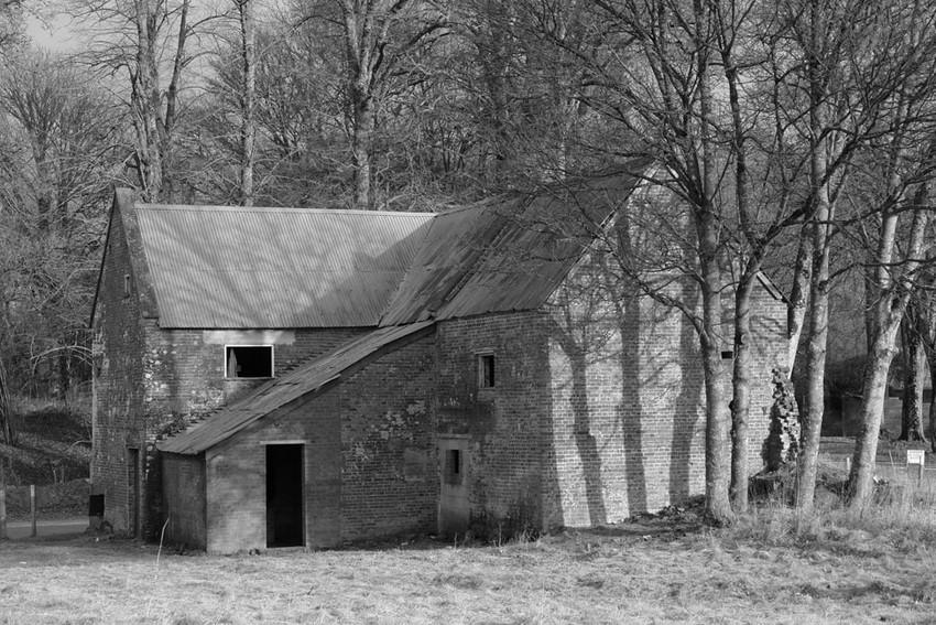 Туристка побувала в покинутому селі в Британії і розповіла про моторошне відкриття