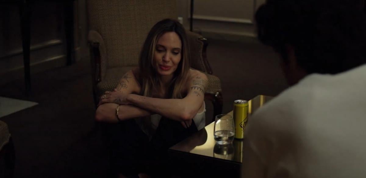 Вийшов трейлер драми 'Кутюр' з Анджеліною Джолі: коли фільм покажуть в Україні