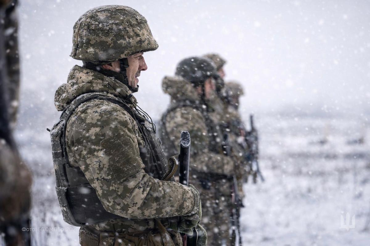 Мужчины старше 60 лет теперь могут проходить военную службу по контракту, - указ