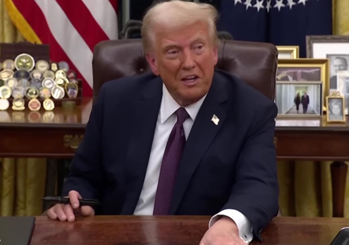 Трамп будет главным в 'Совете мира' даже после завершения президентского срока, - NYT Трамп будет главным в 'Совете мира' даже после завершения президентского срока, - NYT