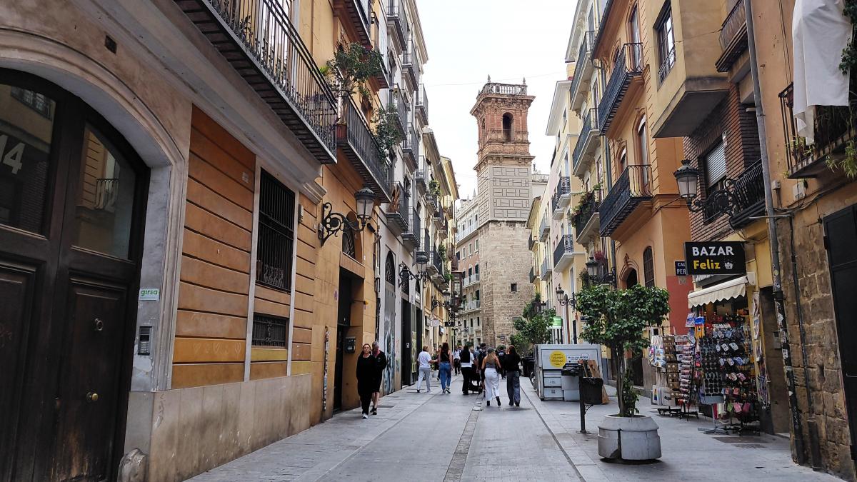 Погрітися у Валенсії: що варто встигнути за першу поїздку до приморської перлини Іспанії Погрітися у Валенсії: що варто встигнути за першу поїздку до приморської перлини Іспанії