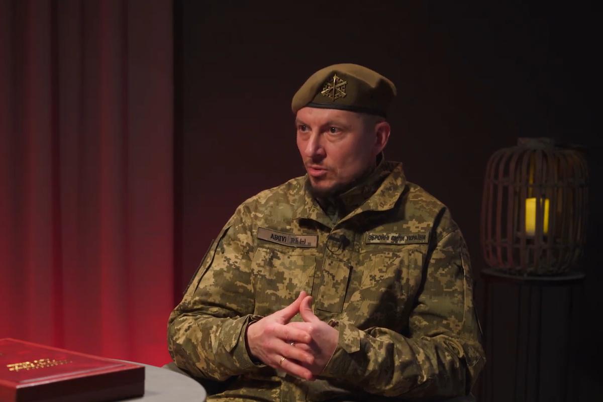 Один предмет, который есть в кармане у каждого, нельзя брать на 'ноль', - военный Один предмет, который есть в кармане у каждого, нельзя брать на 'ноль', - военный