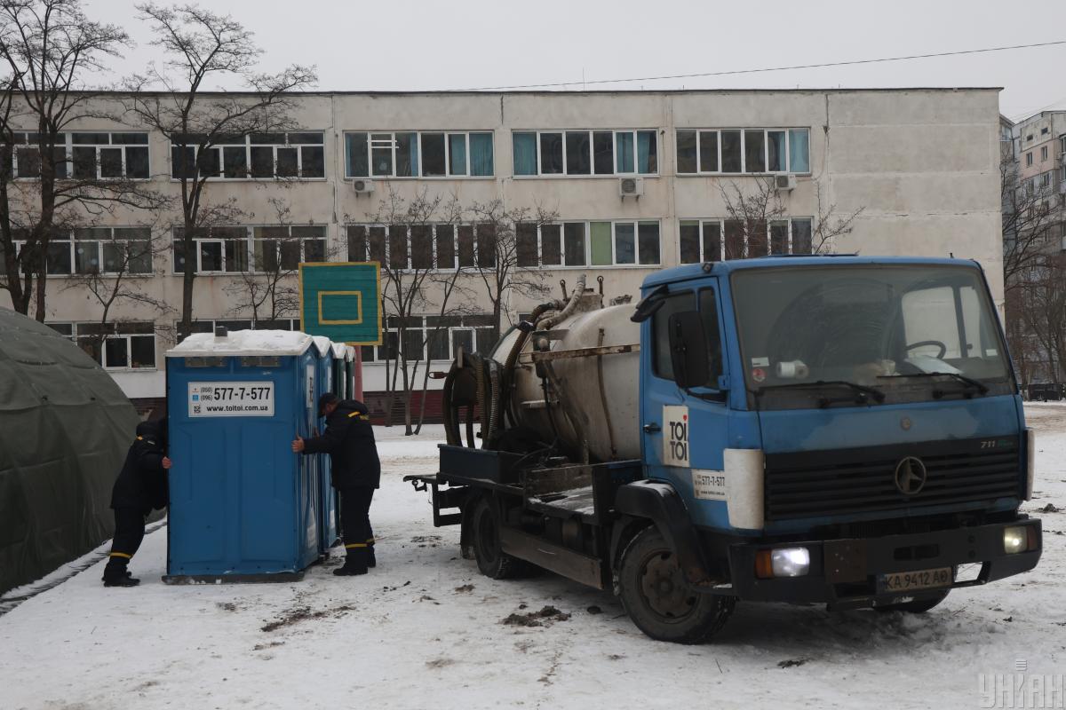 Чиновника, который хочет рыть выгребные ямы в Киеве, нужно самого туда засунуть, – эксперт Чиновника, который хочет рыть выгребные ямы в Киеве, нужно самого туда засунуть, – эксперт