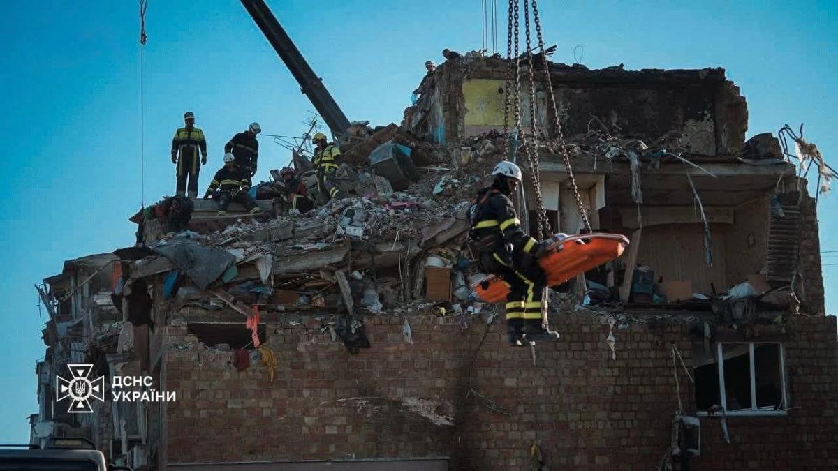 'Після кожного 'прильоту' загиблих зазвичай більше, ніж тих, кого вдається врятувати', - представник спецпідрозділу 'Дельта' Олександр Кізілов