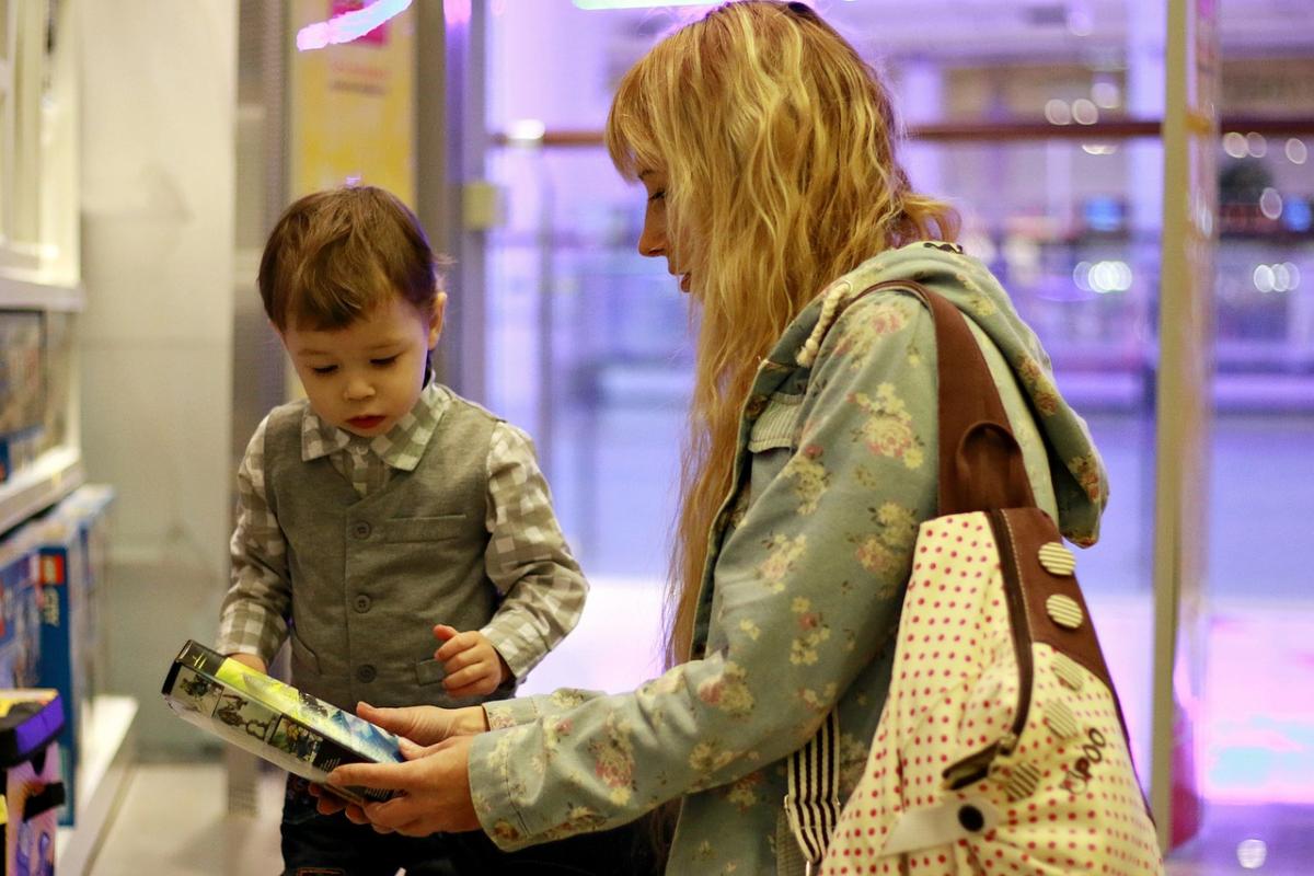 Ці 12 фраз, які казали дитині, впливають на самооцінку в дорослому віці, - психологи Ці 12 фраз, які казали дитині, впливають на самооцінку в дорослому віці, - психологи