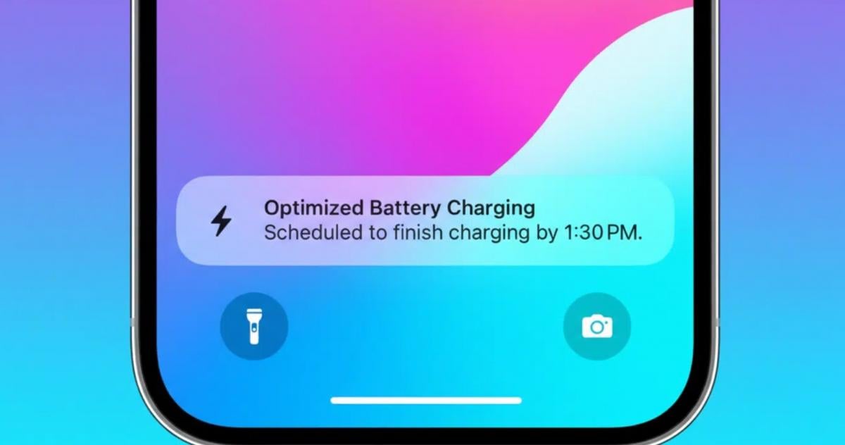 Чоловік перевірив 'метод Apple' і два роки заряджав iPhone до 80%: що це дало