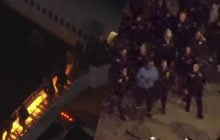 Мадуро вывели из самолета в Нью-Йорке в сопровождении конвоя, - Sky News