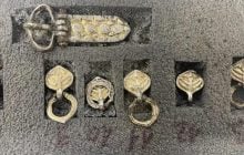 Вчені знайшли поховання елітних воїнів та їхньої багато прикрашеної зброї віком 1100 років