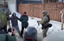 Агент миграционной службы США застрелил женщину: люди протестуют, Трамп встал на его защиту