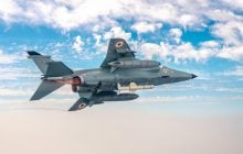 Індія скуповує по всьому світу нікому не потрібні 60-річні літаки: стало відомо, навіщо