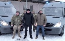 Волонтеры "Украинской команды" передали машину "скорой помощи" 20 армейскому корпусу
