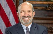 Министр торговли США вызвал скандал на ужине в Давосе, гости покидали зал, - FT