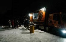 Не могли остаться в стороне: ветераны Тройки создали мобильные пункты несокрушимости для киевлян