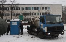 Чиновника, который хочет рыть выгребные ямы в Киеве, нужно самого туда засунуть, – эксперт