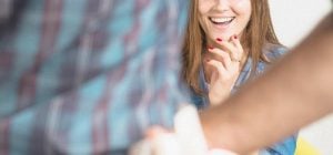 Как угадать с подарком Водолею: идеи для него и для нее