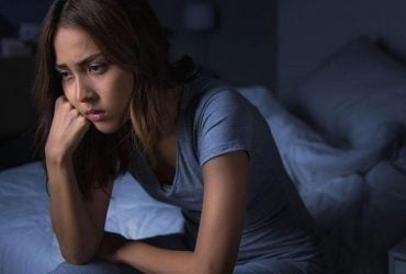 Нещасливі люди зазвичай мають ці 10 шкідливих звичок: експерт поділився списком