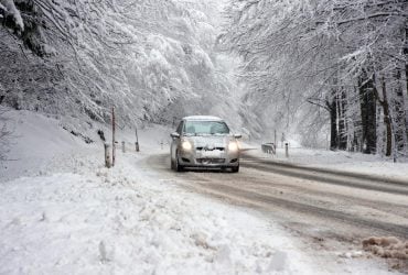 Як довго прогрівати машину взимку: навіщо це робити і як зрозуміти, що можна їхати