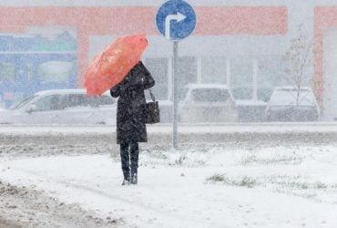 Циклон несе до Україні снігопади, хуртовини та сильний вітер, - синоптикиня Діденко