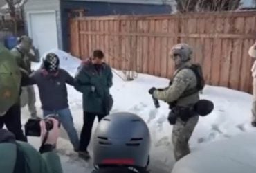 Агент міграційної служби США застрелив жінку: люди протестують, Трамп став на його захист