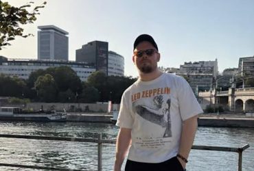 У Франції за підозрілих обставин загинув російський опозиційний журналіст