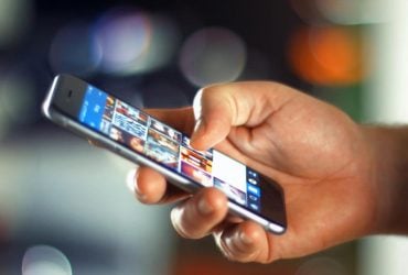 Названы 13 худших смартфонов в истории: в списке оказался прошлогодний iPhone