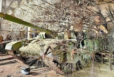 Путин становится отчаянным: экс-офицер британской армии разнес российский танк-одуванчик