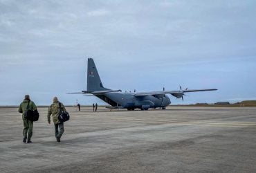 Данія надсилає підкріплення в Гренландію на тлі погроз Трампа, - ЗМІ