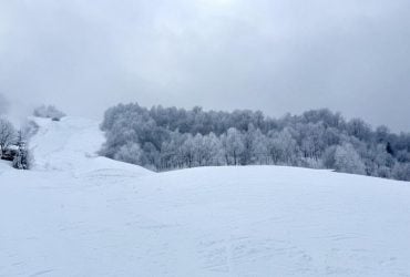 Сніголавинна небезпека в Україні: туристам вказали, де треба бути обережними