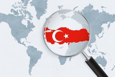 Туреччина переконує арабські країни не вступати у війну з Іраном, - Bloomberg