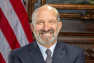 Министр торговли США вызвал скандал на ужине в Давосе, гости покидали зал, - FT