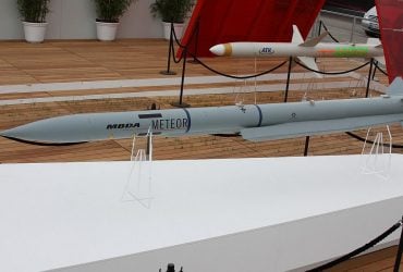 Россия на годы провалила сроки создания новой ракеты для Индии: СМИ назвали причину