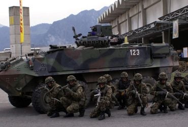 Самая богатая страна Европы повысит налоги, потому что испугалась за свою безопасность