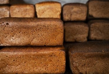 Хлеб и колбаса за копейки, кофе - на вес золота: какими были цены на продукты в СССР