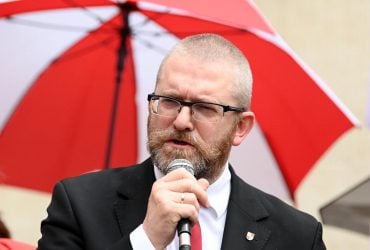 У Польщі бізнесмен креативно покарав політиків за антиукраїнську риторику