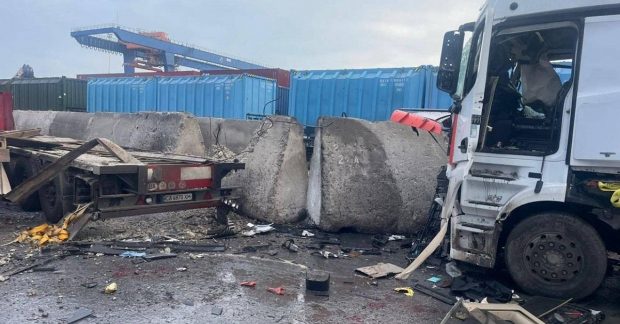 через атаку РФ двох портів на Одещині є загиблий та поранені