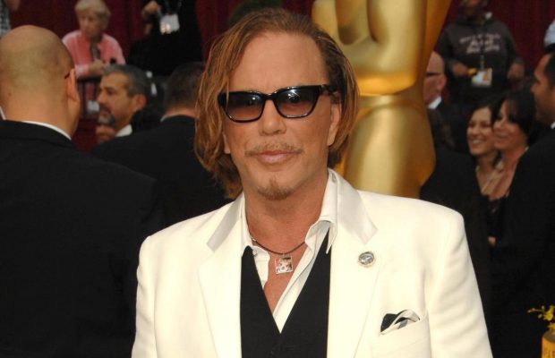 Міккі Рурк на межі виселення з будинку через борги: актор відкрив несподіваний збір коштів