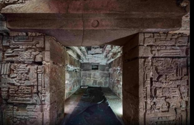 В Мексиці знайшли розкішно оздоблену гробницю "народу хмар"