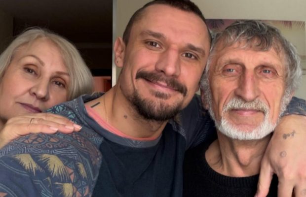 Цымбалюк приехал в родной город и появился с родителями (фото)