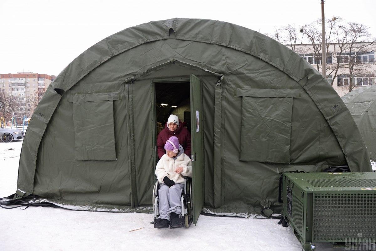 Вижити у -20°C: українці не здаються, попри нещадні зимові атаки Росії, - Bloomberg