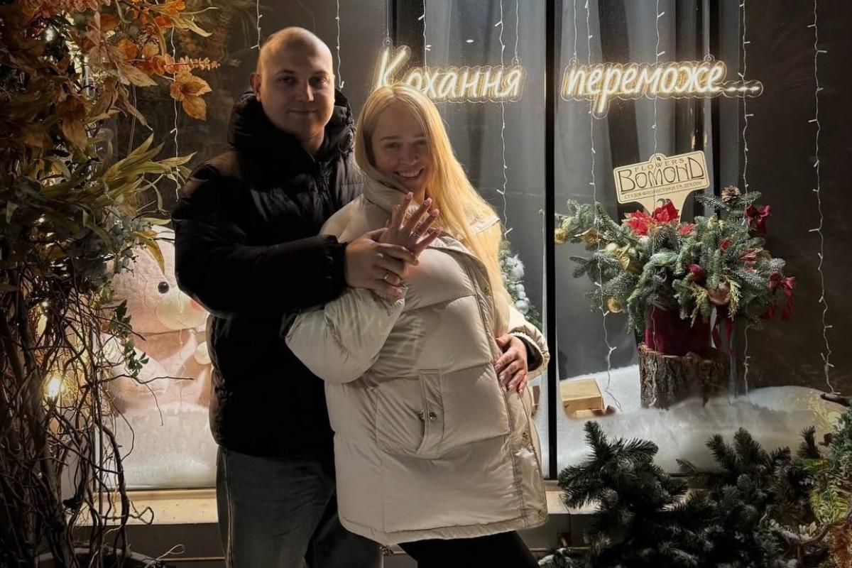 Вагітна переможниця 'Холостяка-13' вийшла заміж (фото)