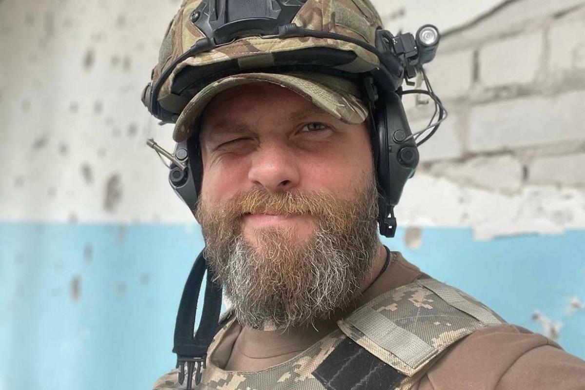 Відомий актор-воїн показав нове фото з 4-місячним сином