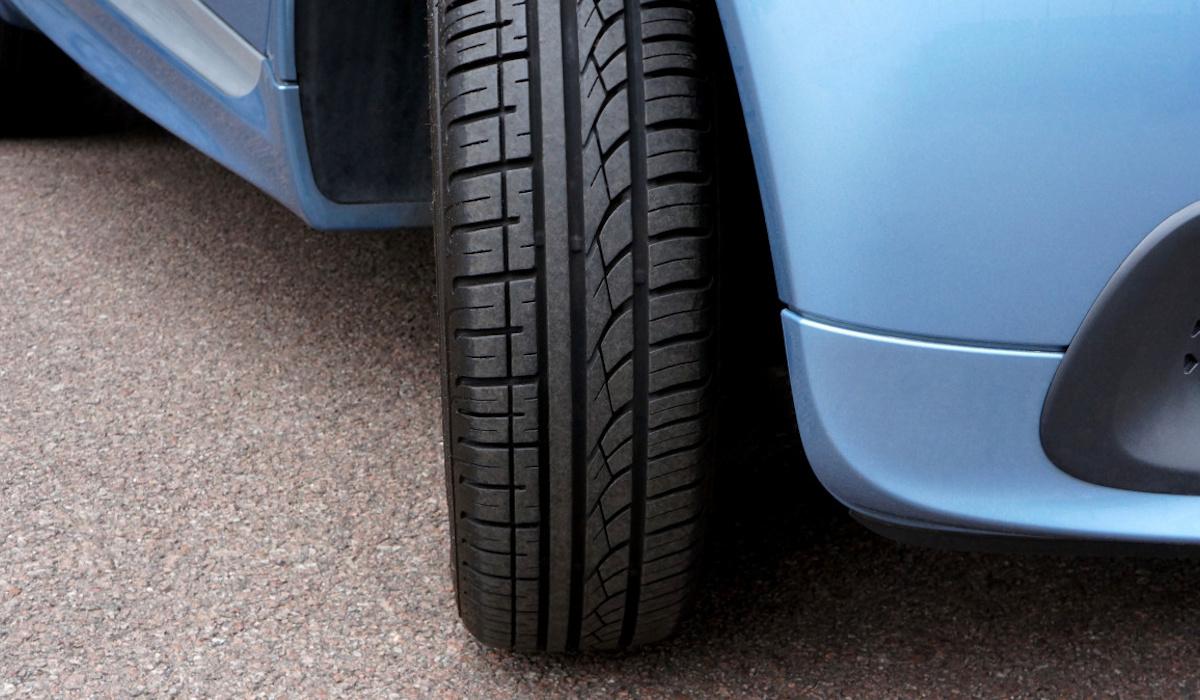 Чи можна ставити на авто шини одночасно двох брендів: що кажуть фахівці