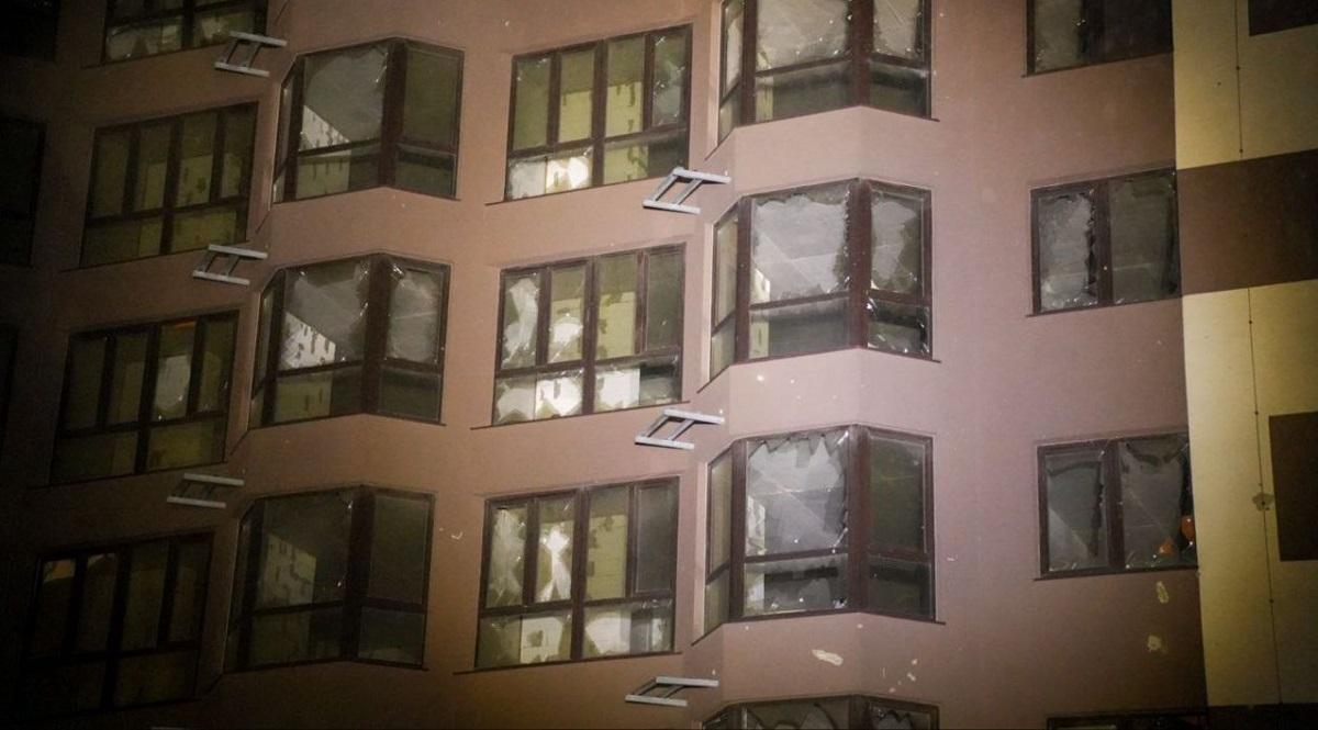 РФ дронами вдарила по Одесі: у середмісті пошкоджено багатоповерхівку, є жертви (фото)